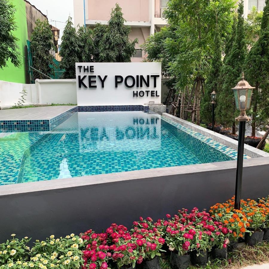The Key Point Hotel Банкок Екстериор снимка