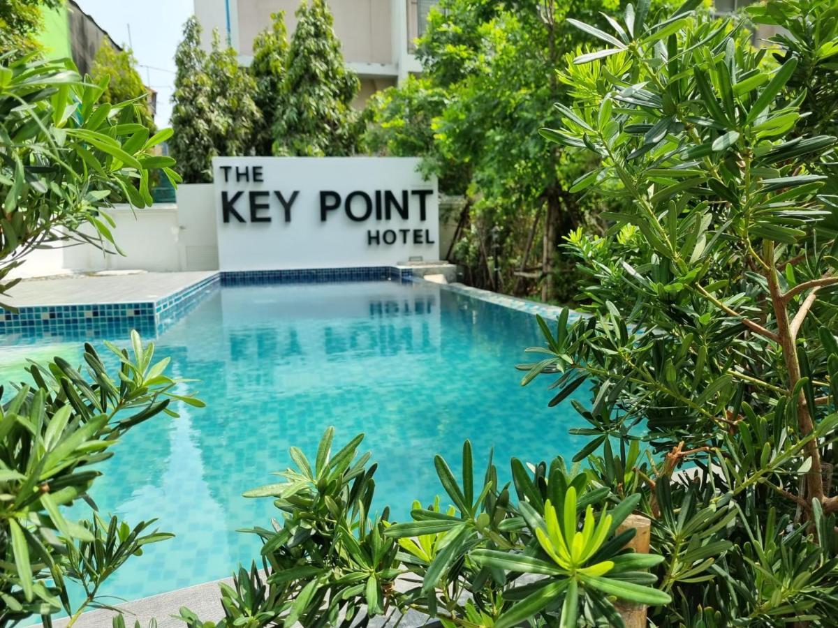 The Key Point Hotel Банкок Екстериор снимка