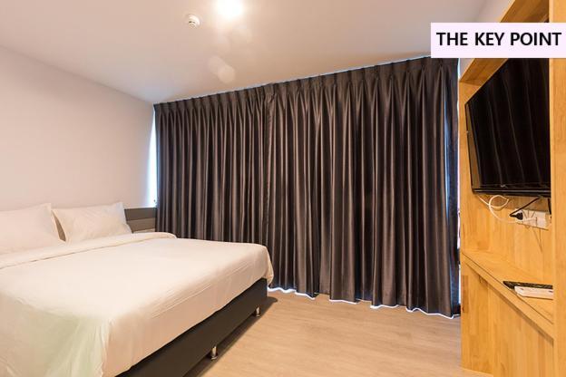 The Key Point Hotel Банкок Екстериор снимка