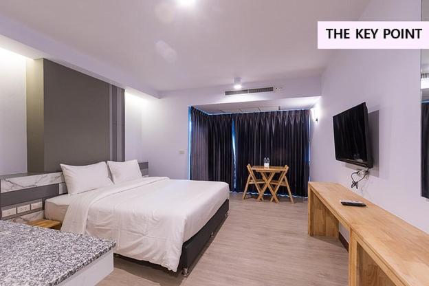 The Key Point Hotel Банкок Екстериор снимка
